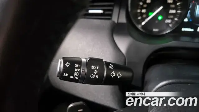 Land Rover Range Rover Evoque 2018 — ფოტო 8/32