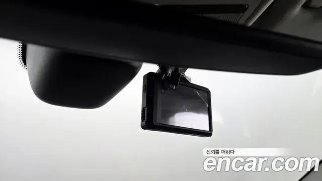 Land Rover Range Rover Evoque 2018 — ფოტო 24/32