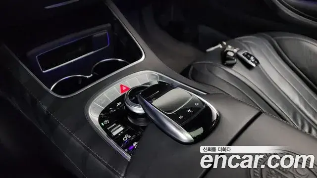 Mercedes-Benz S-Class 2018 — Şəkil 28/35