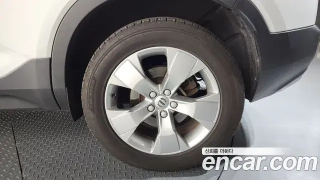 Volvo XC40 2021 — Şəkil 33/33