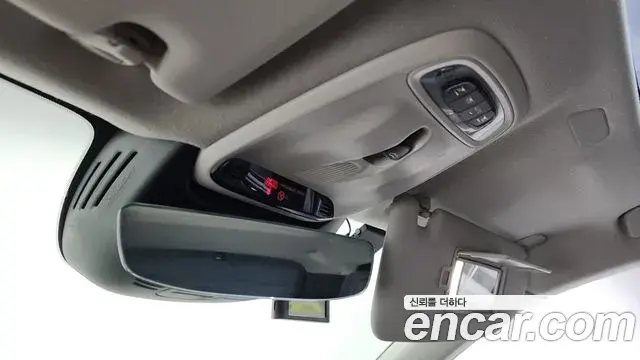 Volvo XC40 2021 — Şəkil 10/33