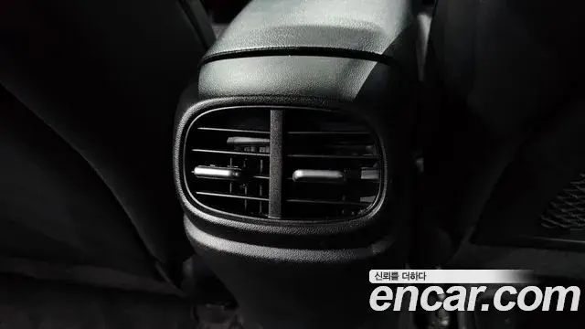 Hyundai The New Avante Hybrid 2020 — ფოტო 4/50