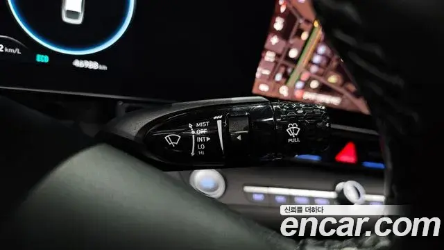 Hyundai The New Avante Hybrid 2020 — ფოტო 2/50
