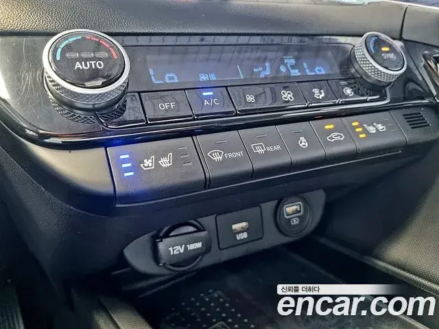 Hyundai The New Avante Hybrid 2020 — ფოტო 10/50