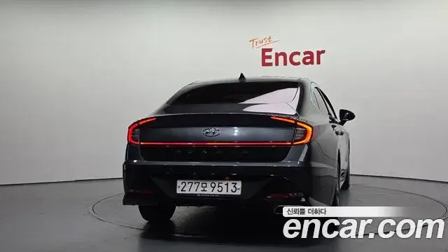 Hyundai Sonata Hybrid 2020 — Şəkil 16/20