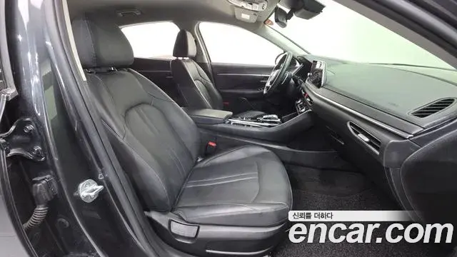 Hyundai Sonata Hybrid 2020 — Şəkil 19/20