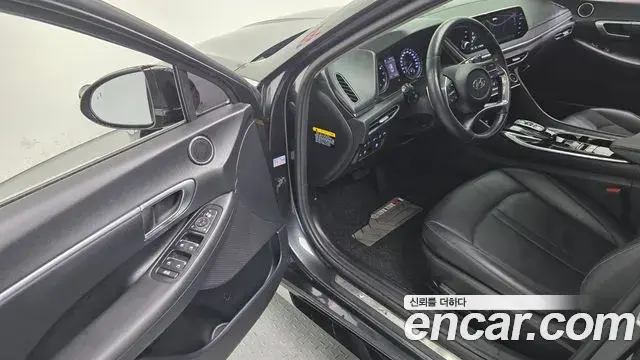 Hyundai Sonata Hybrid 2020 — Şəkil 12/20