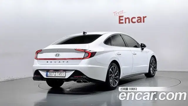 Hyundai Sonata Hybrid 2023 — ფოტო 2/20