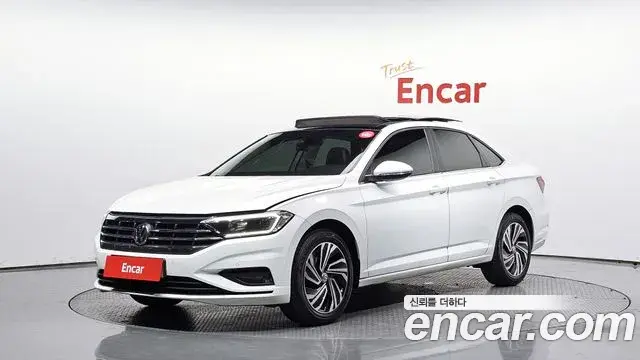 Volkswagen Jetta 2020 — Photo 14/20