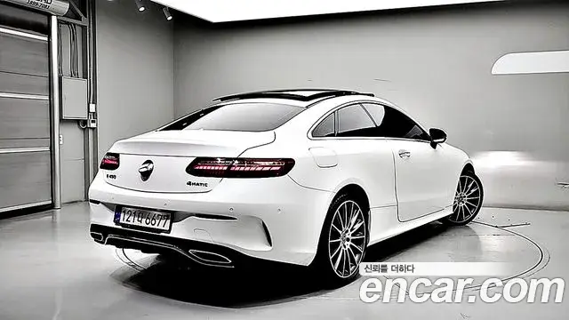 Mercedes-Benz E-Class 2021 — ფოტო 11/20