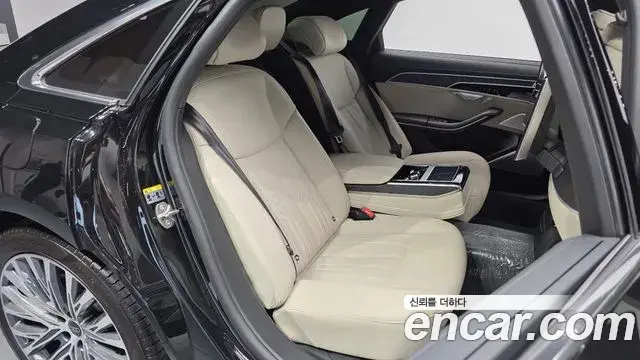 Audi A8 2023 — Photo 7/20
