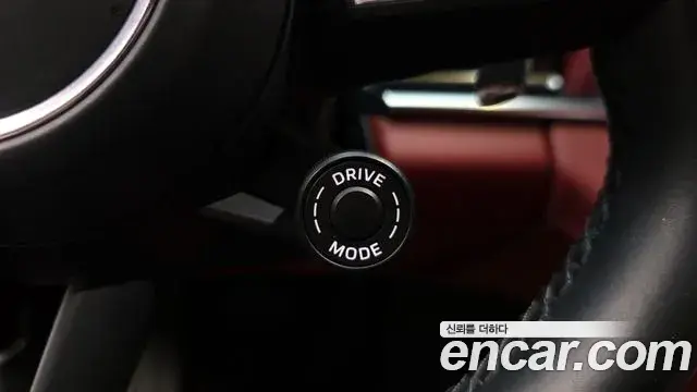Porsche Panamera 2022 — Şəkil 29/32