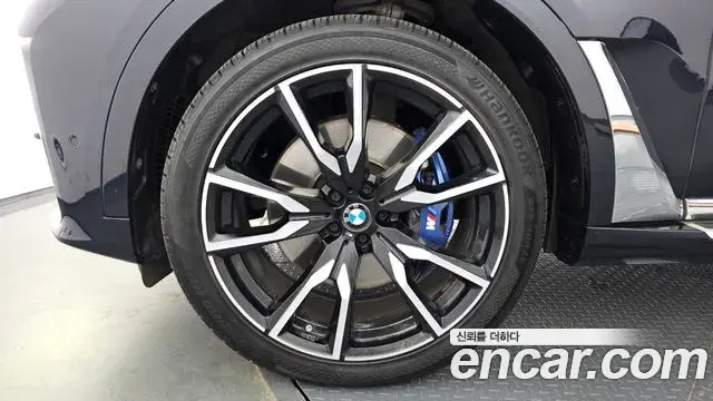 BMW X7 2021 — Şəkil 18/37