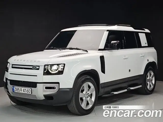 Land Rover Defender 2023 — Photo 1/20
