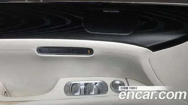 Genesis G90 2023 — ფოტო 2/30