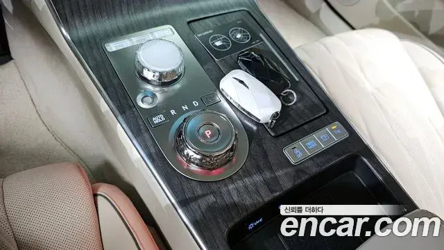 Genesis G80 2024 — Photo 12/20