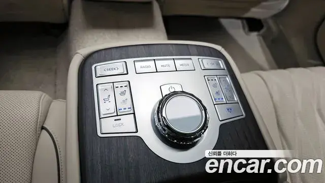 Genesis G80 2024 — Photo 15/20