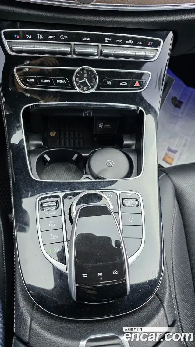 Mercedes-Benz E-Class 2018 — ფოტო 2/20