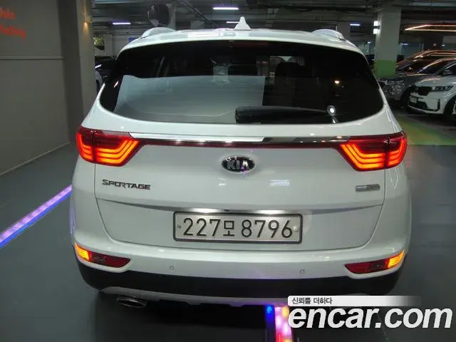 Kia Sportage The Bold 2018 — Фото 1/20