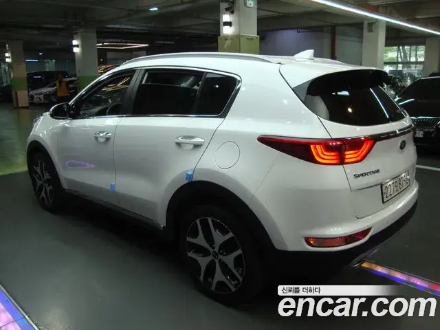 Kia Sportage The Bold 2018 — Фото 3/20