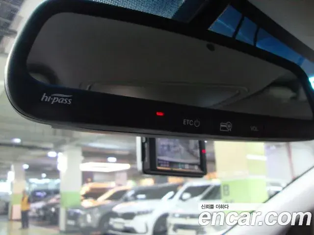 Kia Sportage The Bold 2018 — Фото 8/20