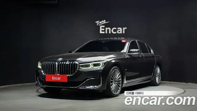 BMW 7 Series 2022 — Photo 3/20