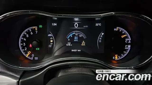 Jeep Grand Cherokee 2019 — ფოტო 12/20