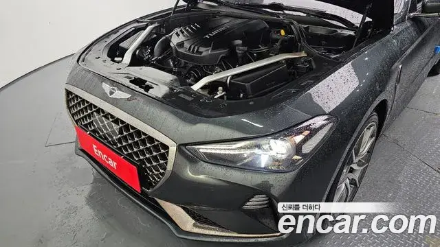 Genesis G70 2018 — ფოტო 16/20
