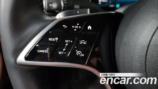 Mercedes-Benz E-Class 2021 — Фото 15/20