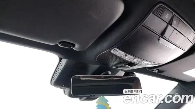Mercedes-Benz E-Class 2021 — Şəkil 24/35