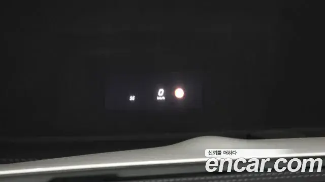 Mercedes-Benz E-Class 2018 — Photo 20/33