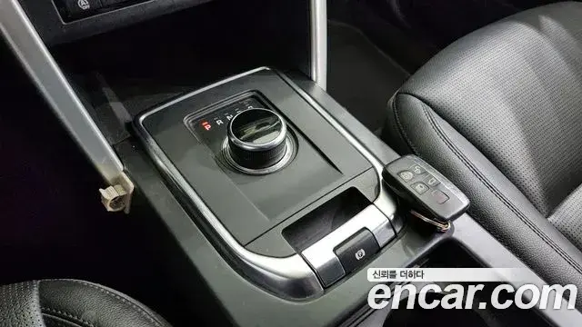 Land Rover Discovery Sport 2019 — ფოტო 1/20