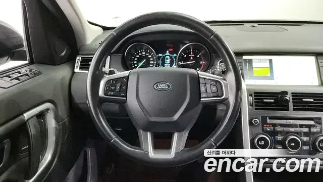 Land Rover Discovery Sport 2019 — ფოტო 2/20