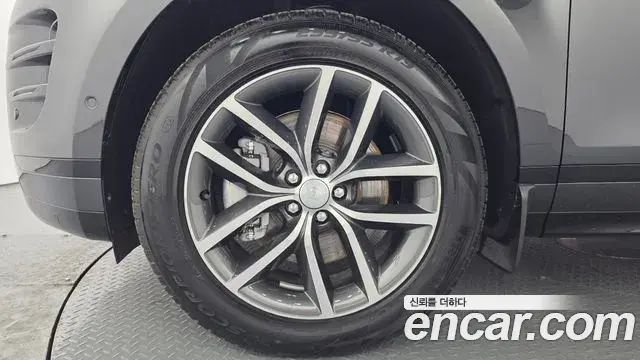 Land Rover Range Rover Evoque 2025 — Фото 8/20