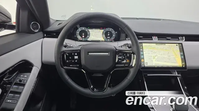 Land Rover Range Rover Evoque 2025 — Фото 15/20