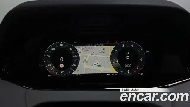 Land Rover Range Rover Evoque 2025 — Фото 16/20