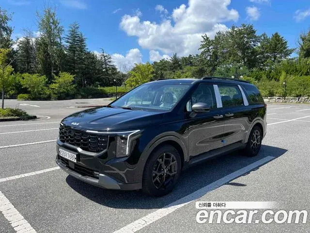 Kia Carnival 2024 — Photo 1/20