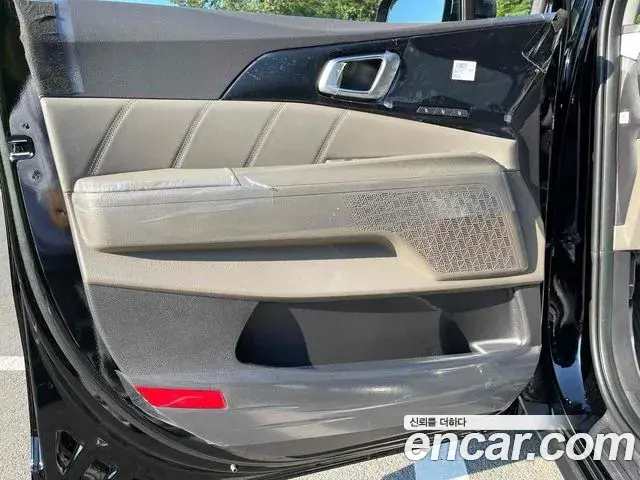 Kia Carnival 2024 — Photo 12/20