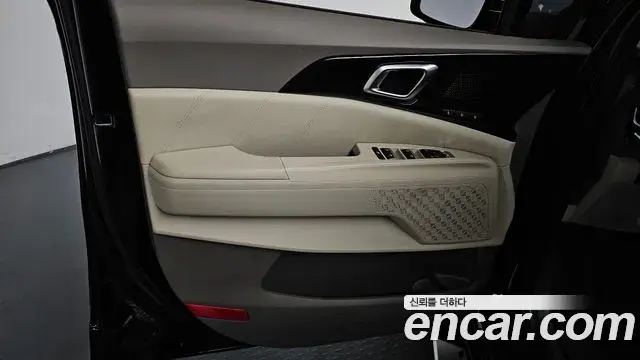 Kia Carnival 2024 — ფოტო 6/36