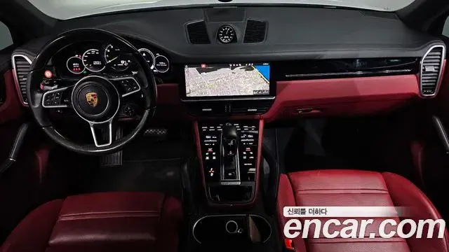 Porsche Cayenne 2021 — Şəkil 18/35