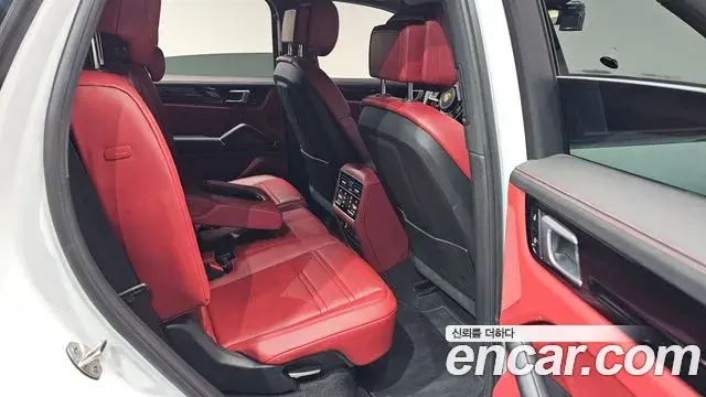 Porsche Cayenne 2021 — Şəkil 31/35