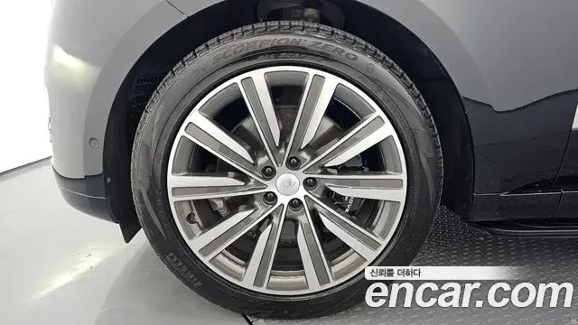 Land Rover Range Rover 2024 — Şəkil 36/37