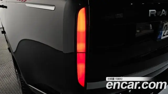 Land Rover Range Rover 2024 — Şəkil 35/37