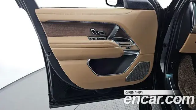 Land Rover Range Rover 2024 — Şəkil 30/37