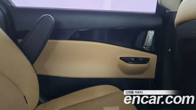 Kia Carnival 2022 — Şəkil 31/31