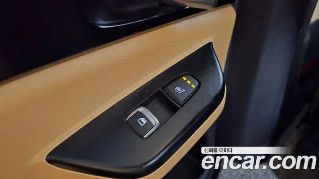 Kia Carnival 2022 — Şəkil 13/31