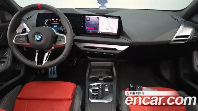 BMW 1 Series 2025 — Photo 27/36