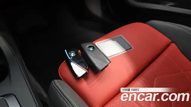 BMW 1 Series 2025 — Photo 14/36