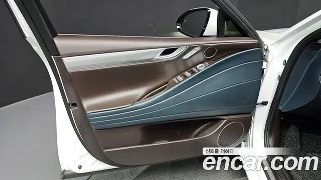 Genesis G80 2022 — Şəkil 32/32