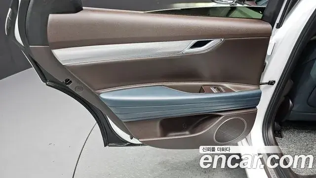 Genesis G80 2022 — Şəkil 9/32